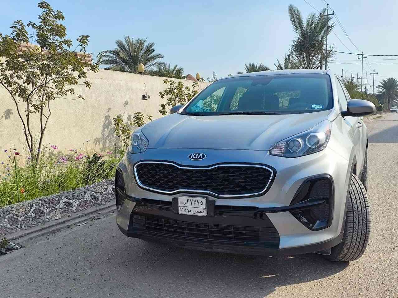 السلام عليكم
للبيع سبورتج 2022
  وارد امريكي حادث بسيط تبديل فقط باب نفس اللون وبارد بسيط بالباب الثاني موجود السونار ورقم الشاصي بالصور 
محرك 2400
سياره جديده وجاهزه من كلشي
 3 انظمه قياده بيها
  ماشيه 45 

سياره حلوه ومرتبه مال جناي 
للاتصال : ***********
