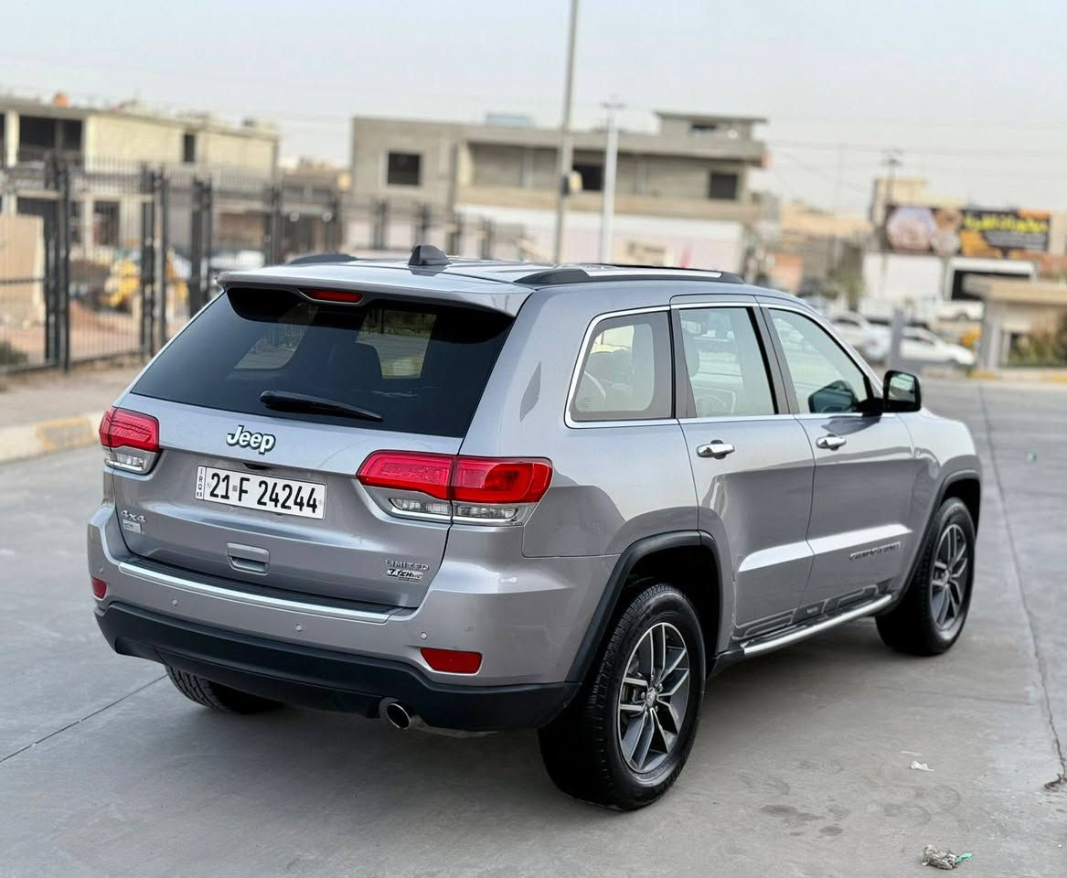 سلام عليكم جيب كراند شيروكي موديل ١٧ كفالة عامة حادثة فقط دعامية امامية صبغ بدون فتح مكانهة مصلحة دعامية محرك 3600 سيارة كلبس واحد وسيارة كلش جديدة محرك كير تبريد كهربائيات صدر كلة شركة تخم تاير باتري جديد تحويل ثاني يوم بسمك شوكت ميعجبك تحول مكاني بغداد الكرخ حي الإعلام رقمي *********** السعر 215 $ وبيهة مجال
