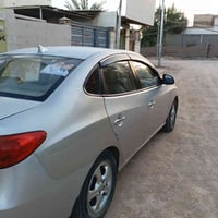 افانتي النترا • ٢٠١١ • قفل