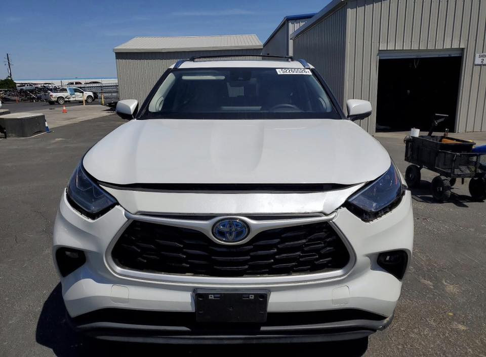 ♦️شركة النخبة - ELITE للمزادات وتجارة السيارات♦️

🔸السلام عليكم ..
♦️نوع السيارة …
♦️TOYOTA - HIGHLANDER - PLATINUM - 2025♦️

♦️تاريخ المزايدة غداً الثلاثاء بعد الخامسة مسائاً
♦️2026 - 5 - 12

🔸عداد المسافات - 11 الف ميل فقط .
🔸الاسطوانات - 4 سلندر .
🔸حجم المحرك - 2.4 .
🔸الوقود - هايبرد .

♦️الأضرار  :- حسب الصور المرفقة

🔸للدخول الى المزاد او شراء سيارة
🔸او اي استفسار يرجى التواصل مع …

♦️شركة الخبة - ELITEللمزادات وتجارة السيارات♦️

🔹عثمان الناصر - ‭0774 810 7610‬

📍صلاح الدين - قضاء العلم - قيصرية الخالد📍
