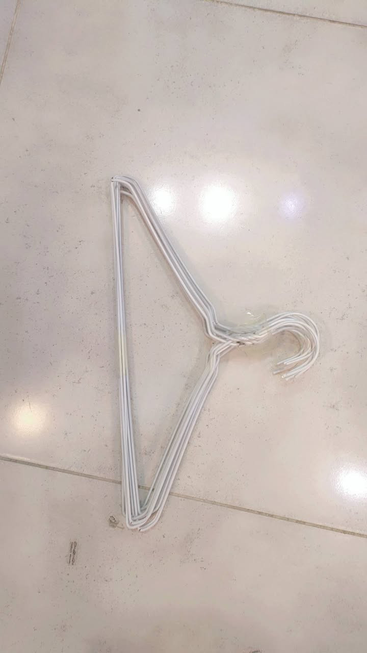 ئەم عەشیایانە بۆ فرۆشتن زۆر کەمتر لە نرخی خۆی
5 بوکەڵەی کارداشیان
2 قاچی سترێج
200 ستاندی ستیان 
200 عەلاگەی هەڵواسین
5 کەلە سەری جوان 
20 توڵی قولاپی زەرد


**إذا كنت صاحب هذا الإعلان وتريد حذفه لأي سبب، رجاءا أرسل رسالة إلى الدعم الفني**