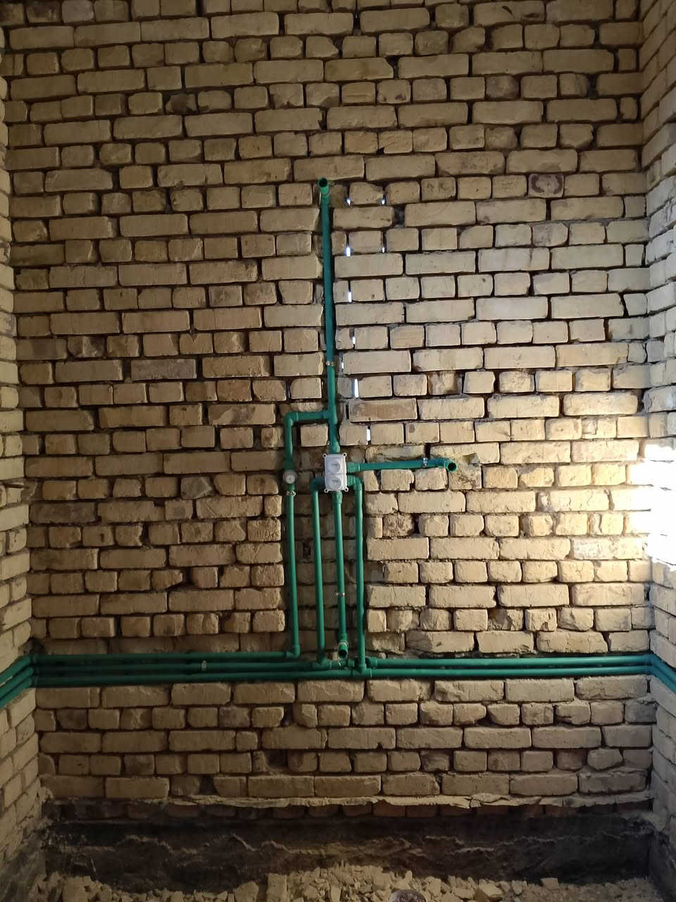 بقوة الله وتوفيقه تم اكمال التأسيسات الاولية لبيت الاخ ابو سجاد تأسيس حديث وحسب الطلب الزبون ناصريةمركز ***********وبالخدمة
