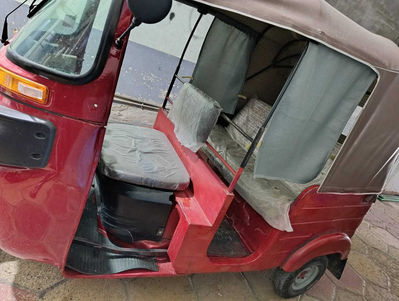 للبيع 2018 شهر 11رقم بغداد هزة جديدة باسمي 
سعر 5وبيهه مجال 
مكاني واسط العزيزية 
***********
