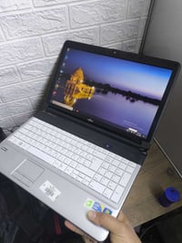 كوراي i5 • شاشة 15.6 • باتري جديد