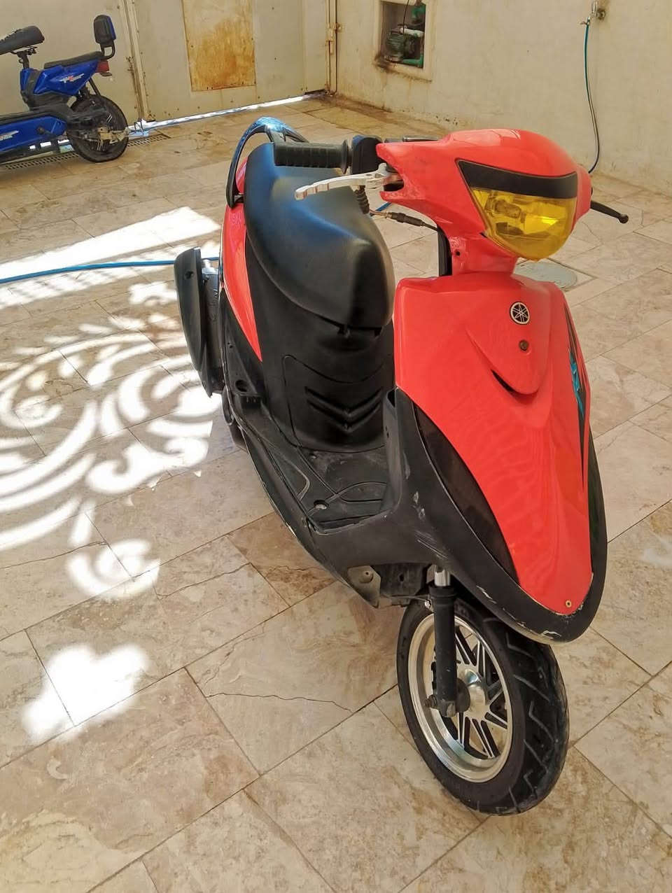 سلام عليكم
ماكس عدله بوشه 55 مفتوحه دراجه نضيفه حلوه
شلعه معدل بس نقصها كم شغله
500 وبيها مجال
***********
