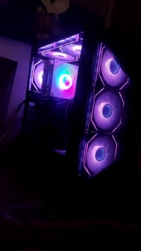 بيسي للبيع المواصفات معالج i7-7700 رامات DDR4 16g كرت الشاشه RX580 8g ...