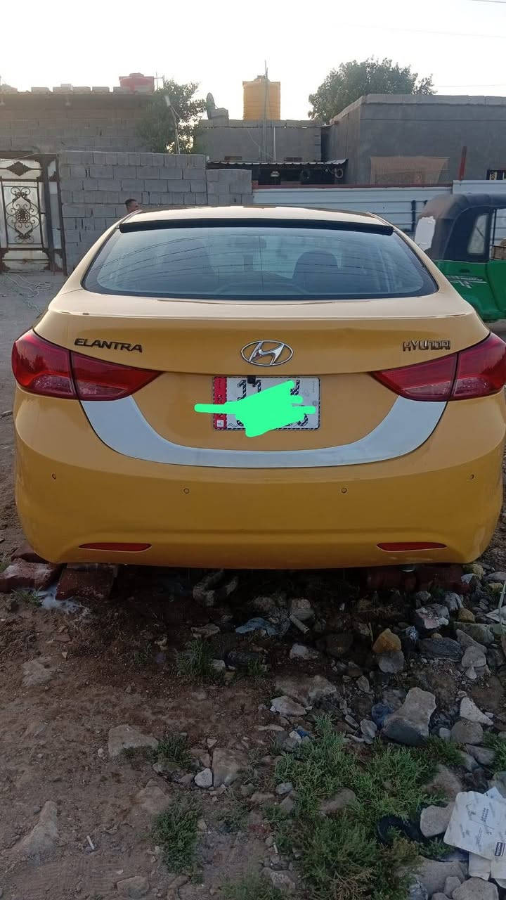 سلام عليكم للبيع خليجي مكينه 1600 بغداد بسمنه حرف واو راعيها موجود بصره مديل 2012 تخم تاير جديد حداده طوبه مكينه كير مكفول تبريد ثلج السيارة مامتعوبه رقم انكليزي حزه سنويه لل 27 رقم راعيها *********** مكلف بل نشر مكلف بل نشر
