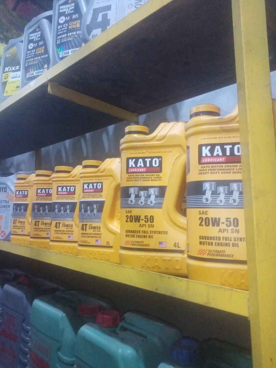 #تم بعون •اللّـہ̣̥ توفرت في خدمات  #خدمات #الامير كافة انواع الزيوت وكافة الاطارات مع بلنص الكتروني لكافه السيارات
العنوان بغداد طريق سياحي مقابيل محطه الوقود الخنساء

***********هـ
