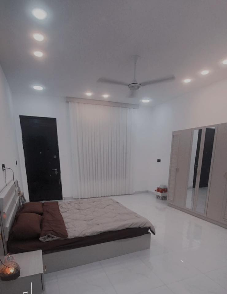 غرفة نوم تركية 5 قطع للبيع 
سعرها550 الف وبيها مجال 
للتواصل *********** واتساب فقط
