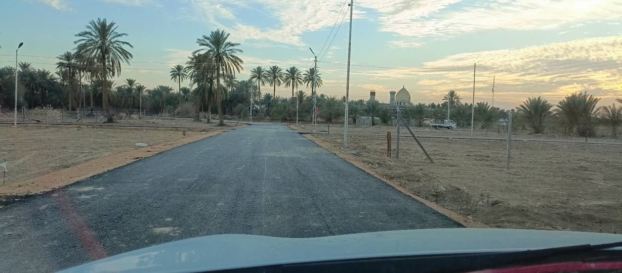 على بركة الله تم افتتاح مجمع سكني طابو صرف بمساحات مختلفة 
250 متر 340 متر   220 متر  500 متر 1000 متر  مع توفر كافه الخدمات ماء كهرباء شارع تبلط ١٠متر مع أنارة ليلية متكاملة
#الموقع  : المدحتية مجاور مزار سيد صالح ( ع )  الواقع بين طريق المعاره وطريق يا حسين 
#ملاحظة الأسعار تنافسية جدا والبيع داخل الموقع حصرا والاستفسار الاتصال ***********
