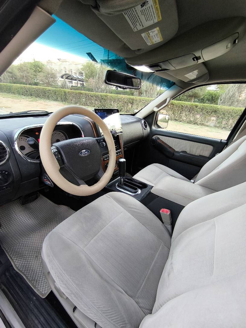 فورد اكسبلورەر 2008 کیر محرک تبريد بشرط
دبل اکسل شاشة و كاميرا حساسات خلفي  كهرباييات  كل مكفولة منضومة غاز  مضبوط يشتغل  
سنوية باسمي رقم الهززة براد جديد 2030 
اربع قطع و شبرين امامي قمارة سبوغ 
تايرات جديد  باتري جديد 
سعر 78  مجال قلیل
مكان اربيل 
تحویل ثاني يوم بشرط رقم مۆبایل ساحب السیارە 
*********** أربيل, العراق
