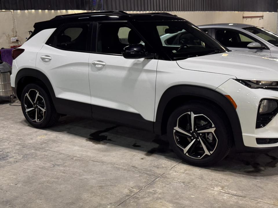 ترل بلايزر ار اس فول مواصفات بنراما 
موديل 22
ماشيه ٢٢ الف ميل 
محرك ١٣٠٠ توربو

اخوان الله يوفقكم سياره فول مواصفات صارت عليه  الله شاهد ١٧٣ ورقه. 
وموصله عنده ١٥٣ ورقه ومبايعه

وهسه لظروف قويه  ١٣٥ ورقه سعر نهائي اربيل بسمي تحويل او وكاله
مكانه كربلاء كلشي حادث تفاصيل مذكوره

***********
