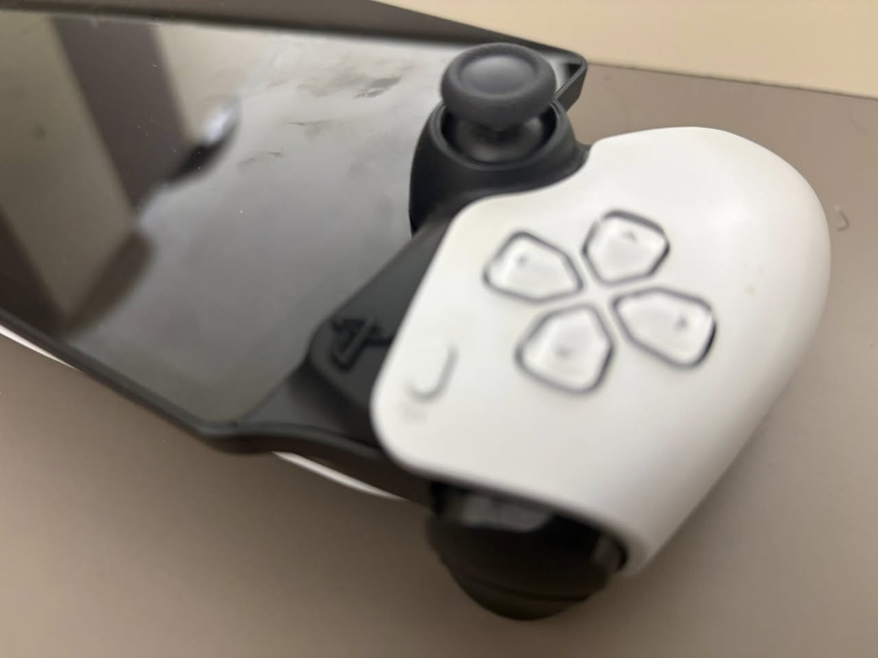 بلي 5 بورتر للبيع ب 335 الف ويا شتراك شهر


**إذا كنت صاحب هذا الإعلان وتريد حذفه لأي سبب، رجاءا أرسل رسالة إلى الدعم الفني**