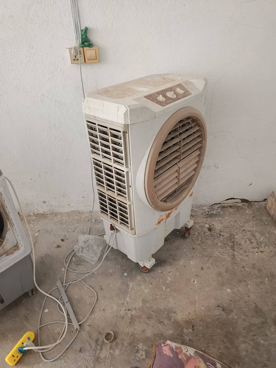 غراض محل دجاج كاملات للبيع وياهن تانكي ابو 500


**إذا كنت صاحب هذا الإعلان وتريد حذفه لأي سبب، رجاءا أرسل رسالة إلى الدعم الفني**