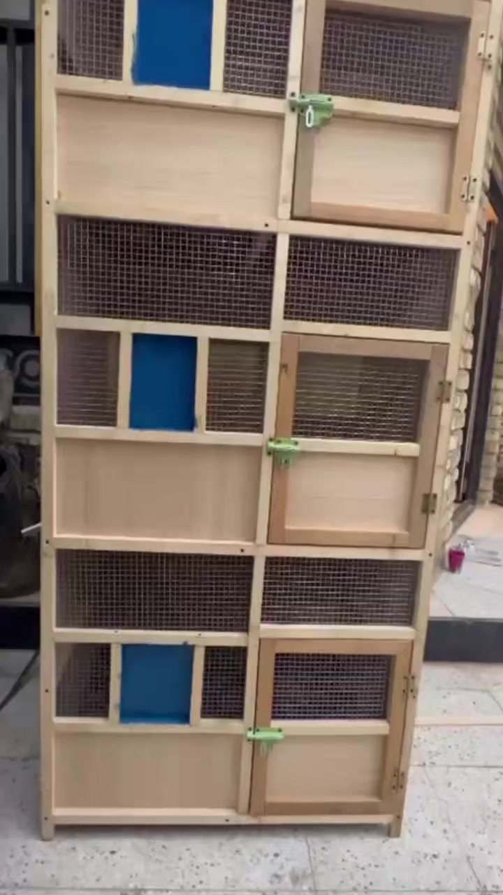 سلام عليكم هذني 3خانات دجاج عرض 90 نزال 80 ارتفاع 70 ارضيه بلاويدالي ريدمثل هذاالشغل يراسلني ويدلل اويتصل 
***********
***********
