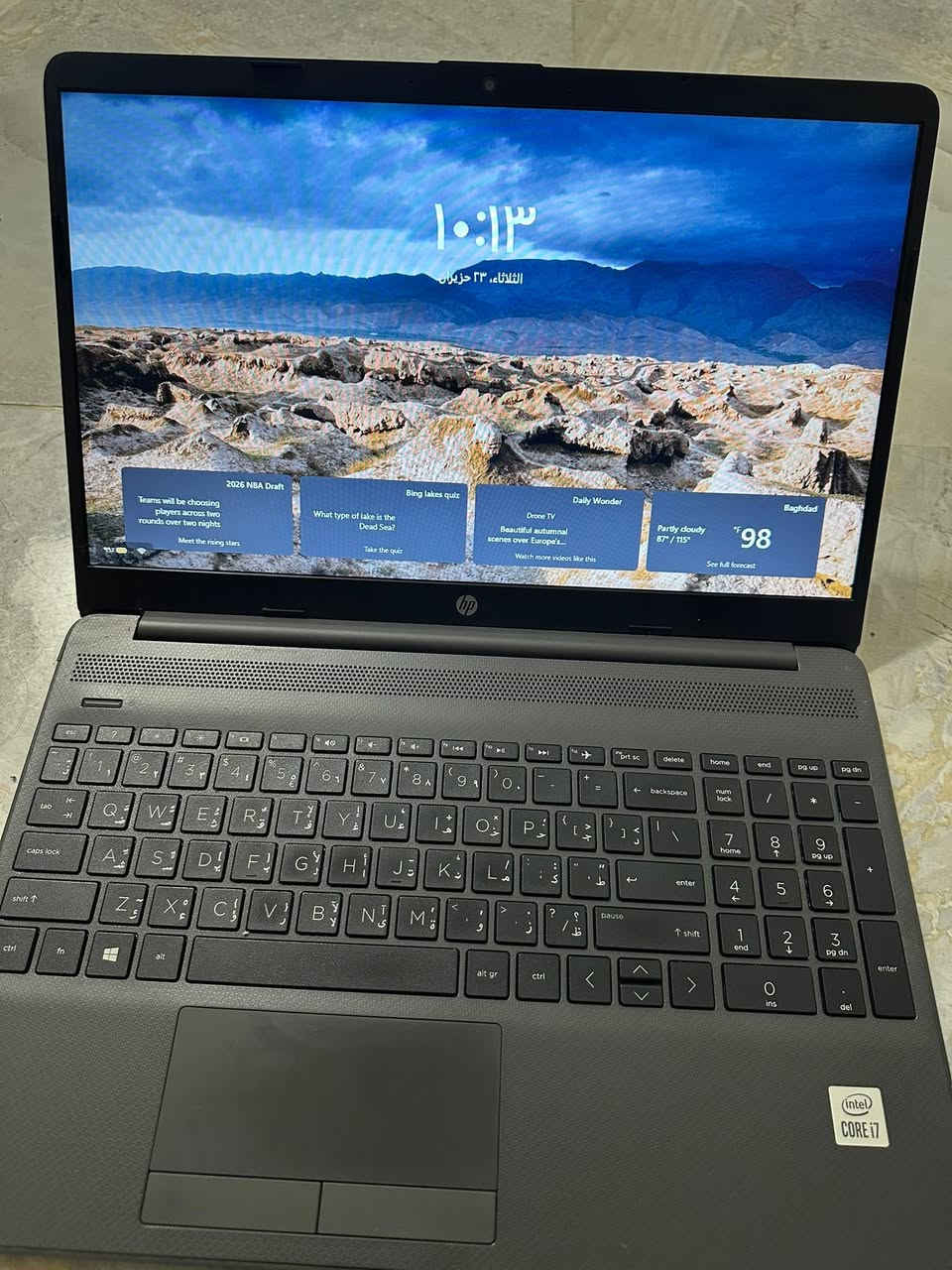 لابتوب hp نضيف ٤اشهر مستعمل فقط 
للاسفسار الاتصال على رقم الهاتف *********** 
او على الخاص
