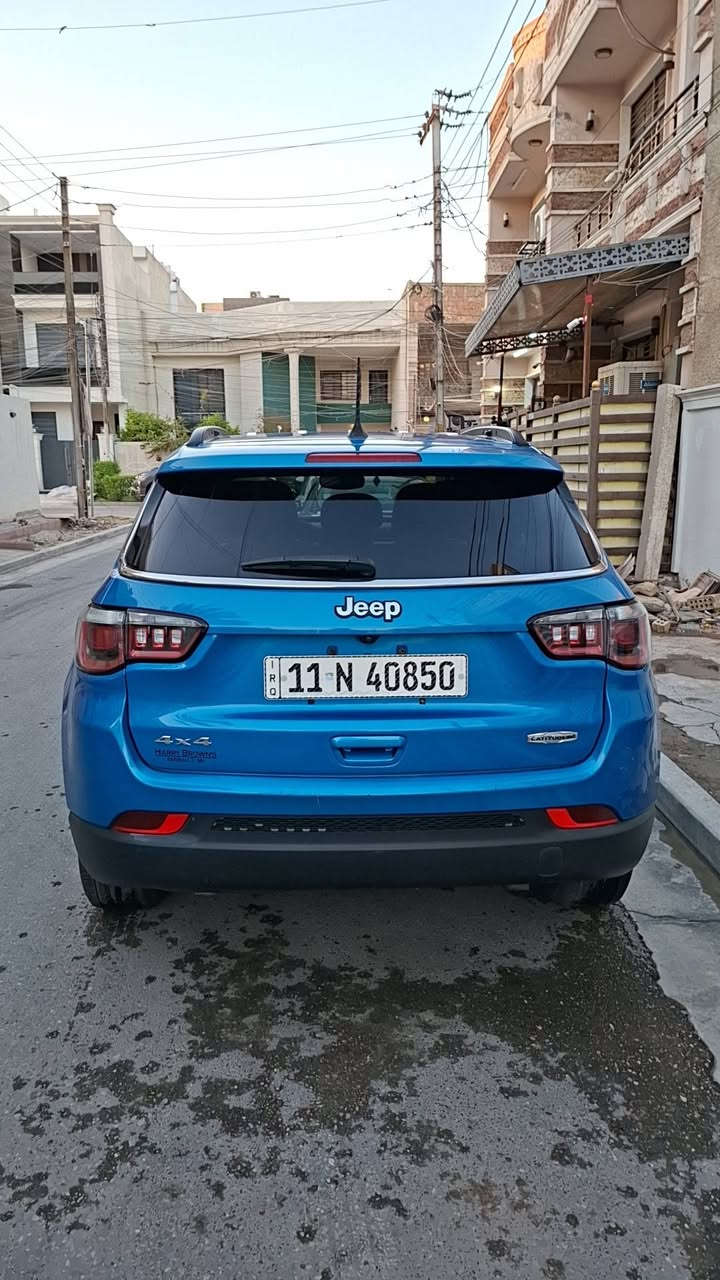 السلام عليكم للببع كونبارس موديل ٢٠٢٣
وارد امريكي ماشية ٢٢ميل 
حادثهة جاملغ خلفي وباب فقط 

سيارة جديدة وخير من الله 
البارحة رقمتهة 

نص موصفات 

مكينة ٢٠٠٠ تيربو 
كير مكينة لغود شواصي مكفولة 
بجم كبس 

السعر ١٨٠ورقة وبيهة مجال 

ترهم اقصاط حسب المقدمة والتفاق 
P7707121246


**إذا كنت صاحب هذا الإعلان وتريد حذفه لأي سبب، رجاءا أرسل رسالة إلى الدعم الفني**