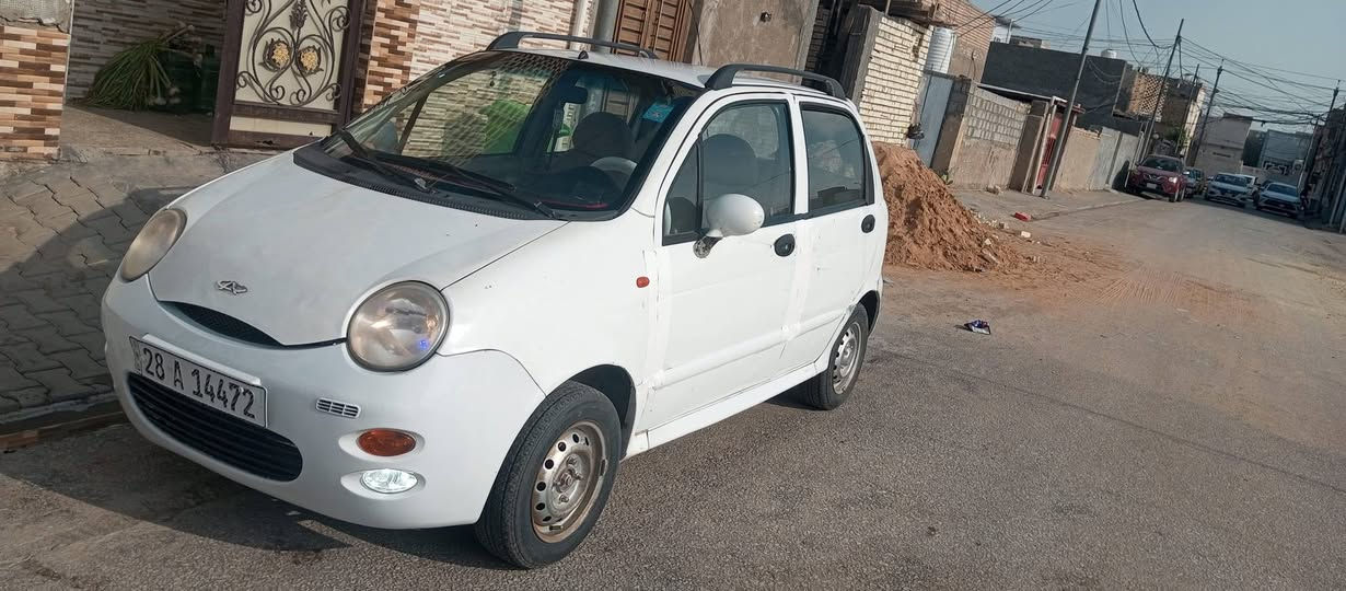 سيارة QQ كيو كيو موديل 2013 للبيع 
ما عايزة كلشي كاملة رقم جديد بية هز شهر العاشر
السعر 26 او بيه مجال قليل مكاني النجف 
الاتصال بالرقم ***********
مداور ثاني يوم
