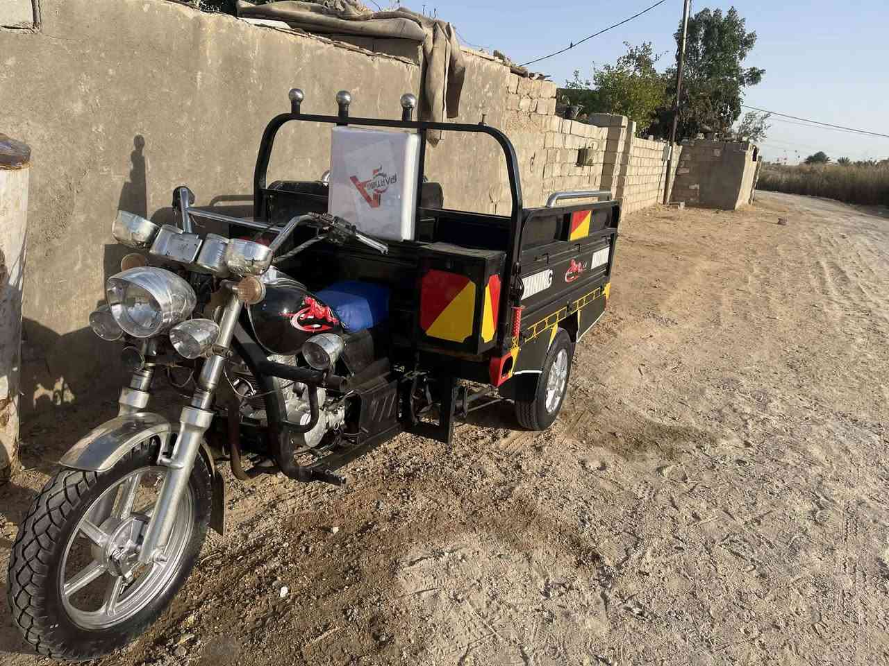 السلام عليكم
ستوتة للبيع موديل 21  كهربائيات كلها شغاله مابيها شي مو شغال لونها اسود ومصبوغة اسود جمالية السعر 1750 وبيها مجال للشراي  التواصل خاص او الاتصال على الرقم ***********
