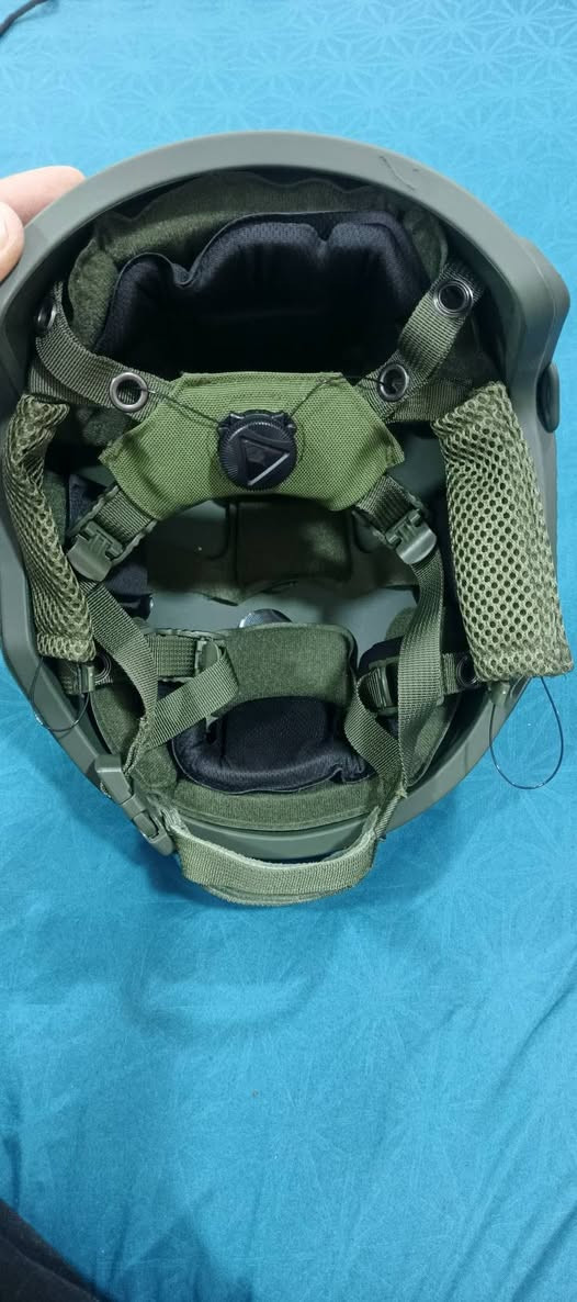 السلام عليكم
للبيع خوذه جديده ما مستخدمه ابد
قيم بما يرضي الله واخذ بلعافيه
مكاني بغداد الشعله ***********
