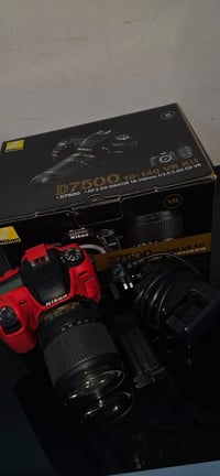 نيكون D7500 • عدسة ١٨-١٤٠مم • حالة ممتازة
