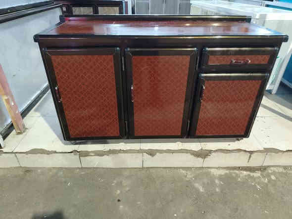 للبيع كونتر ارضى متر نص  اخ جديد شغل فصال تقيل موصل سعر ١٠٠ بي مجال *********** اسيا *********** مكان رشيديه
