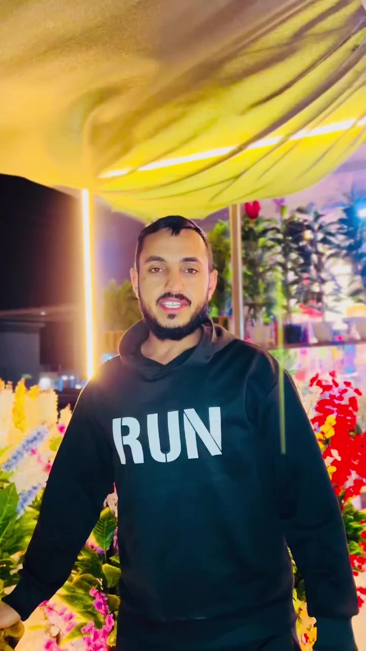 نهتم بالإبداع، و غايتنا أن يكون بيتك مميزاً
- سارع باختيار موديلاتك من بيت الورد والتحفيات   
‎زباين الكرام تم وصول نافورات خشب 

‎العنوان : مفرق الشوره بقرب من أزياء عمر أرويش ' ' 
متوفر خدمة توصيل جميع محافظات العراق
رقم هاتف :***********
‎#هلا_وسهلا_بيكم
