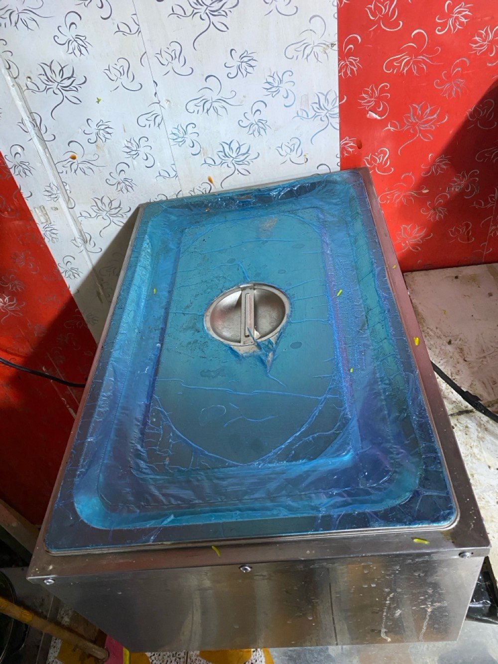 محل للبيع مع كامل ملحقات بعد بيه ملحقات غير الي بصوره 
المحال صار اربع سنوات يشتغل + بيه توصيل ع المنطاقه كامله

العنوان : الناصريه اريدو شارع مستشفى القلب 
قرب مجمع ابو زينب 