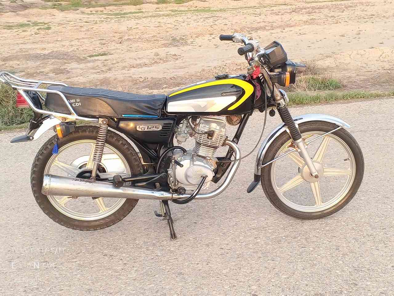 للبيع مديل 17 اوراق مكاني قضاء الحي ***********
