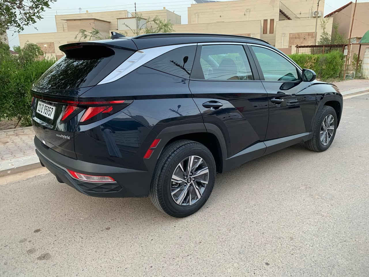 توسان موديل 24 أمريكي هايبرد
رقم بغداد باسمي
فول مواصفات عدا البانوراما 
دخول ذكي بصمة كراسي كهربائية 
شاشة كامرة باب خلفي كهربائي 
ضررها تعديل بارد براس البنيد
بدون دواخل
السونار داخل المنشور 
ماشية 39
مكان السيارة تكريت

يرهم مراوس

للاستفسار ***********
