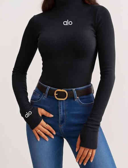 #موديلات_الموسم_وصلت 

المبيعات #جملة_فقط... لا يوجد مفرد

توفر هاينك نسائي 

المنشأ #تركي درجة اولى 🇹🇷🇹🇷

قياس فري سايز
سعر الدرزن 48 الف
 
للحجز والاستفسار التوصل على رقم الواتساب 
 ***********
يتوفر توصيل لكافة المحافظات 5الاف فقط
