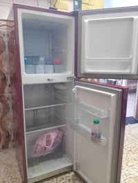 ثلاجة • جديدة • للبيع