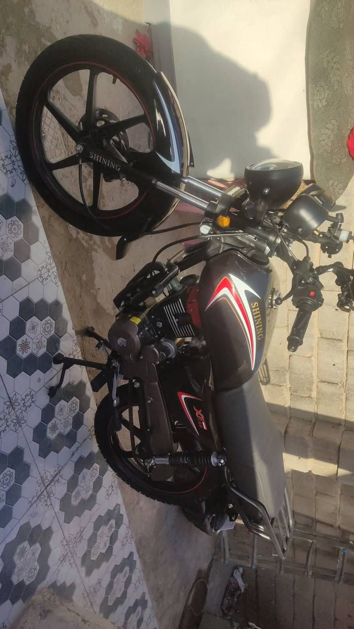 سلام عليكم للبيع درجه شنينك موديل 25  دراجه جديده اوراق كامله المكان حله ابو غرق  الشراي يتصل ***********🌹🌹🌹
