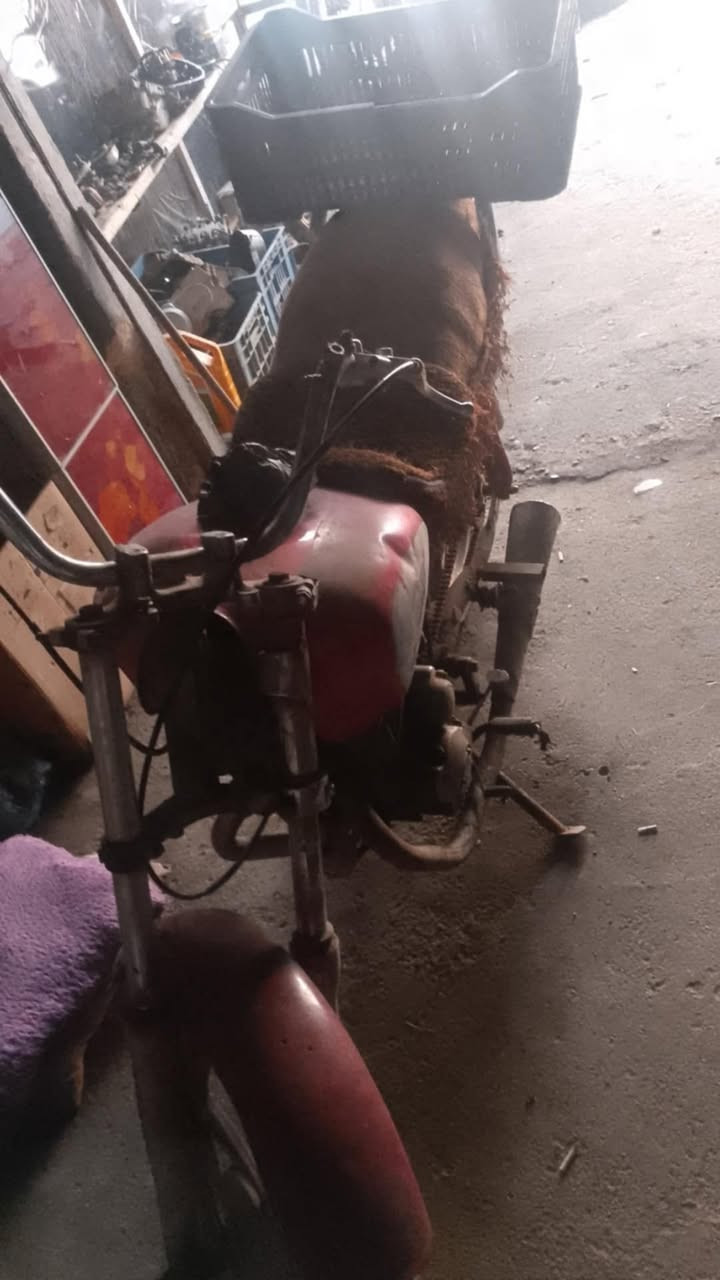 السلام عليكم  جونده كلك مكاني حله ابؤغرق ***********
