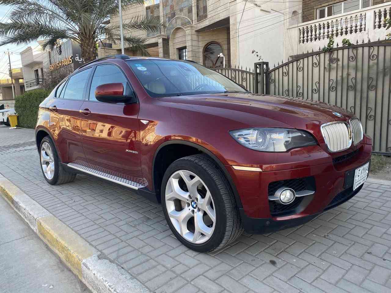 السلام عليكم .. بي ام x6 موديل ٢٠١٢ وكاله العروش مكفوله من الصبغ والبارد ماشيه ٩٠ الف كيلو محرك ٨ سلندر  Twin turbo فول مواصفات .. كشنات جلد ابيض تدفئة وتبريد خزن ميموري ابواب شفط جنطه كهرباء بردات ابواب تايرات تو سايز سلايد رادارات محيطيه وحساس وكامره وباقي المواصفات معروفه .. السياره على وضع الشركه بدون نقص مكانها بالسيديه ***********   //  ***********  مصطفى
