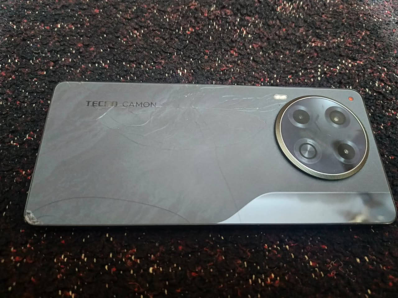 اسلام عليكم جهاز تكنو كامون 30
ذاكره 256 الشاحن 70 واط يعني انسى الشحن
العشوائيه ركزلي 16 جهاز كلش قوي بمواصفاته
بس وكع مني وصار فطر ضهر ولشاشه مثل ماموضح دكعه سوده صغيره سعره 100 الف متواجد خاص


**إذا كنت صاحب هذا الإعلان وتريد حذفه لأي سبب، رجاءا أرسل رسالة إلى الدعم الفني**