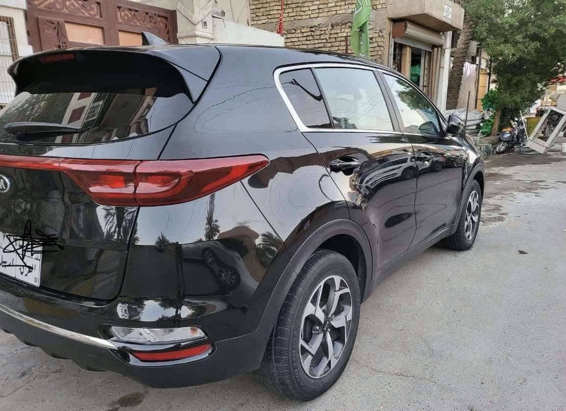 سلام عليكم ورحمه وبركاتوا سبورتج 2020 سياره زيرو من ناحيه مشي صدر تبريد داخل من كولشي وارد امريكي حادثها فقط چاملغ الايسر بدون ايرباكات وحادثها سطحي والشراي الاستفسار عله الرقم ***********
