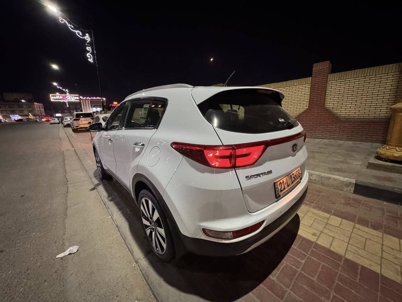 سبورتج خليجي 2018
مواصفات :

بصمه ابواب وتشغيل

زراك لايت

لايت عدسه وled نهاري

مري شفط واشاير بلمري

قطعتين تبريد 

دبل جداحه

تحكم مقود جهتين

3 انضمه قياده

شاشه اعطال ذكيه

رادار امامي 

ويل كب كروم 

يدات نيكل 

عداد مسافه 134ك م

مكينه 2000دوش 

سياره جديده جدا استخدام شخصي

رقم سليمانيه تحويل مباشر

مكانها كربلاء

السعر175
لاستفسار الاتصال ***********واتساب
