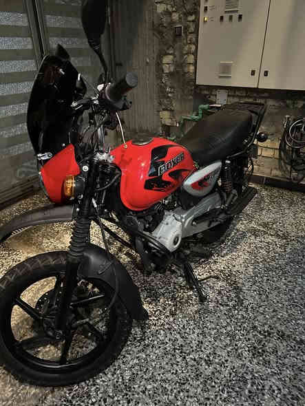 بوكسر للبيع 
موديل2023 

كفاله عامه محرك مكفول  ومكفوله من الحادث رقم بغداد باسمي السعر 2600وبيها مجال عنوان الزعفرانيه رقم***********
