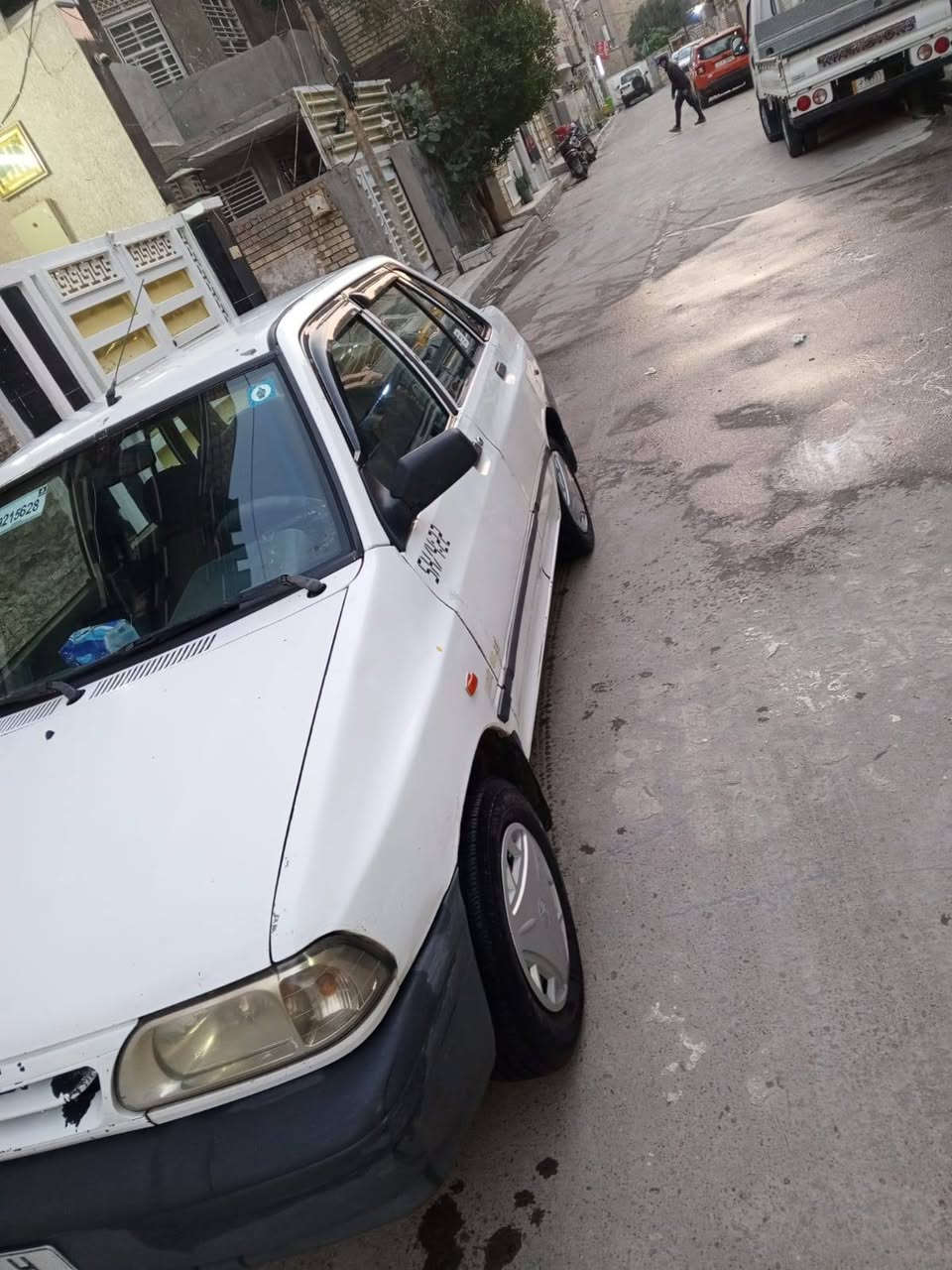 سلام عليكم سايبه موديل 2010 السياره خير من الله تخبل تبريد تدفئه كله شغال شواصي يخبلن تجي وشوفها كير مكينه ماشاء الله خير وبركه السياره مابيها نواقص السياره باسمي ثاني يوم احولك ما عليها غرامات مصفره السعر38 وبيها مجال مكاني بغداد الشعب حي البساتين رقمي ***********
