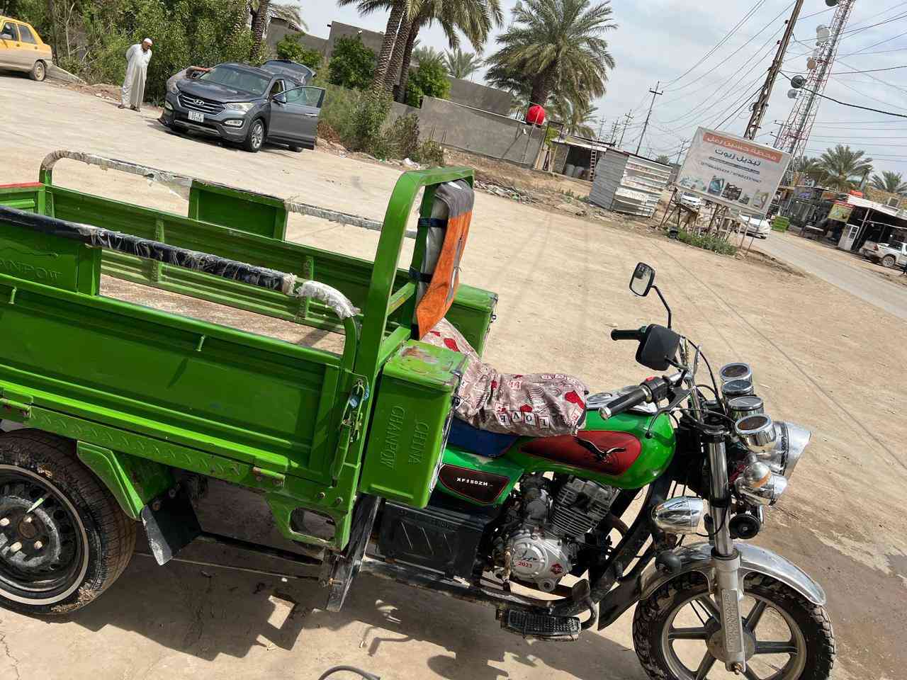 سلام عليكم 
متاح ستوته للبيع موديل ٢٣ لون أخضر أوراق اصولي 
كهربائية كله شغاله ستوته مشي خير من الله جاهزه من كلشي 
***********
المكان حله ورديه خارج قرب محطه المقادير
