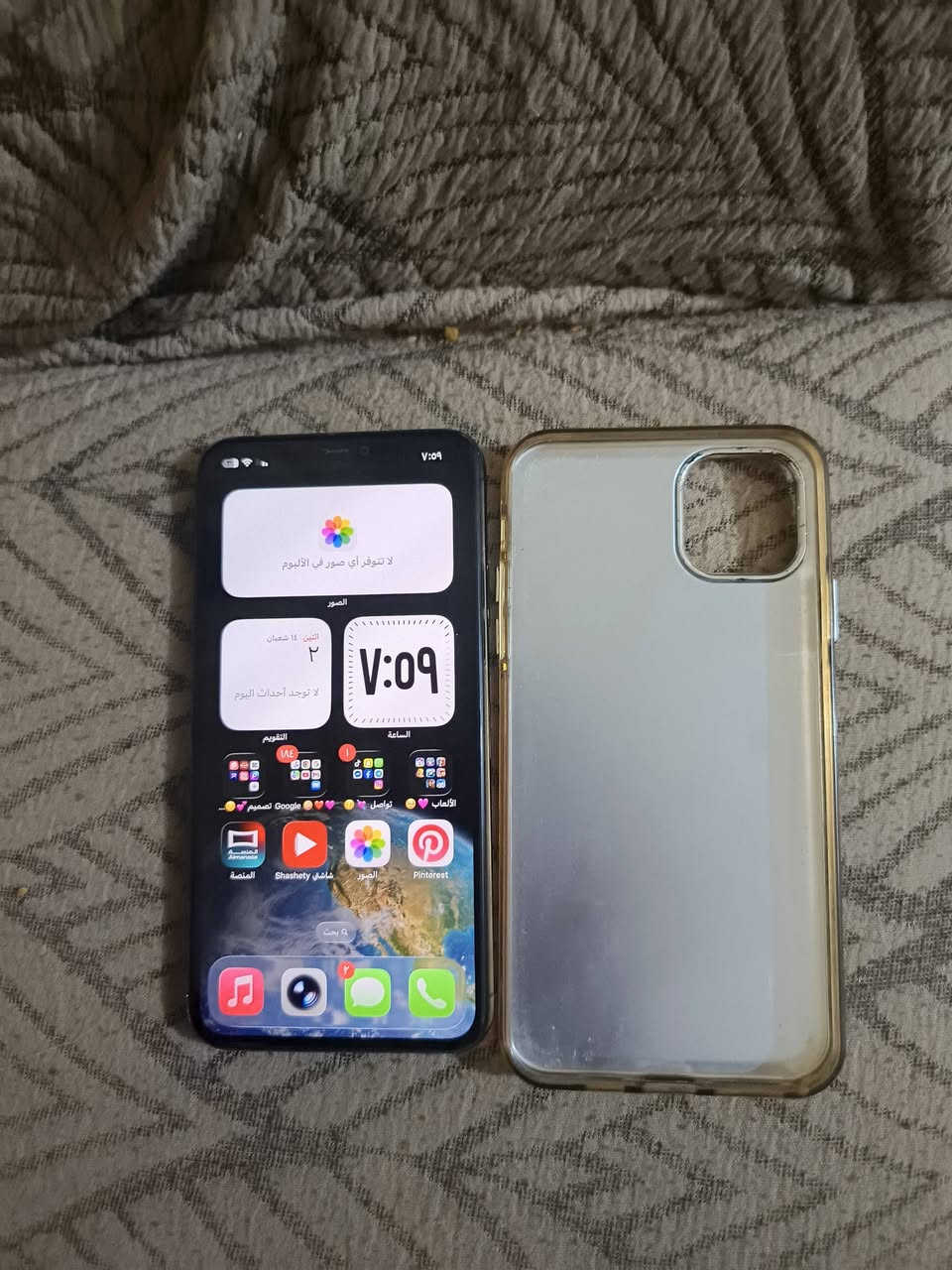 سلام عليكم
11 برو ماكس 
ذاكره 256
مبدل شاشه اصليه وضهر
بطاريه 85
جهاز مكفول عل فحص
سعر 285
مكان بغداد بياع


**إذا كنت صاحب هذا الإعلان وتريد حذفه لأي سبب، رجاءا أرسل رسالة إلى الدعم الفني**