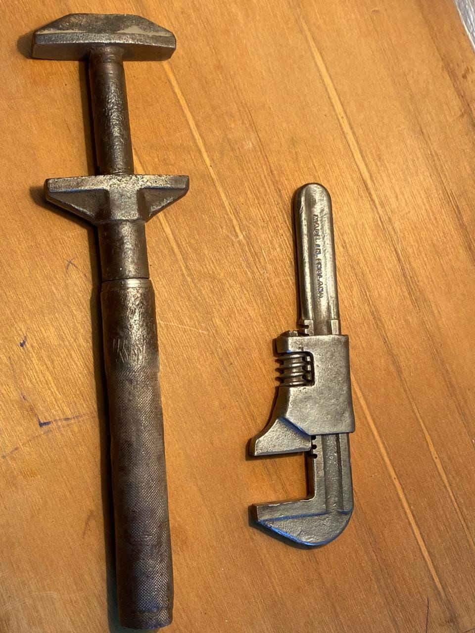 عدد يدوية أصلية
الأسعار وكافة التفاصيل داخل التعليقات... 
يوجد توصيل جميع المحافظات.


**إذا كنت صاحب هذا الإعلان وتريد حذفه لأي سبب، رجاءا أرسل رسالة إلى الدعم الفني**