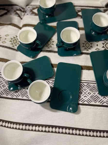 فناجين او كوابة خاص لضيوف دزاين حديثة السيت متكون من ٦قطع سعر السيت ١٣ ألف. محل البركه للفرفوري سامراء دوانم المعمل شارع المكاتب قرب جامع الحمزة مقابل ماركت مروان يوجد توصيل داخل سامراء ٢٠٠٠ وخارج سامراء ٥٠٠٠ رقم الهاتف ***********
