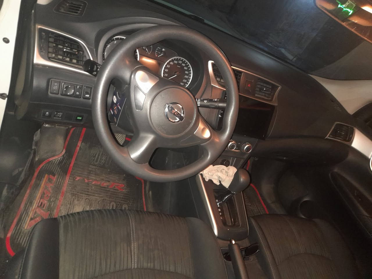 نيسان سنترا موديل ٢٠٢٥
ماشية ١٦ الف رقم اربيل شرط التحويل

محرك ١٦٠٠  مكفولة كفالة عامة

مكان السيارة بغداد الكاظمية السعر ١٣٠ 

مكلف بل النشر للتواصل ‎***********
