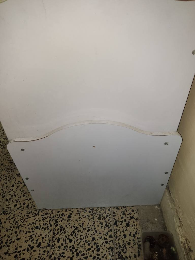 السلام عليكم شباب جرباية اطفال للبيع نضيفة المكان بغداد بوب الشام السعر 100 وبيها مجال بسيط للاستفسار الاتصال على الرقم ***********
