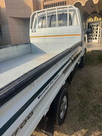 كيا عموشه ٢٠٢٥ زيرو ماشيه ٧الف مامغسواله بعده البدي مغلف رقم بغداد مكا...