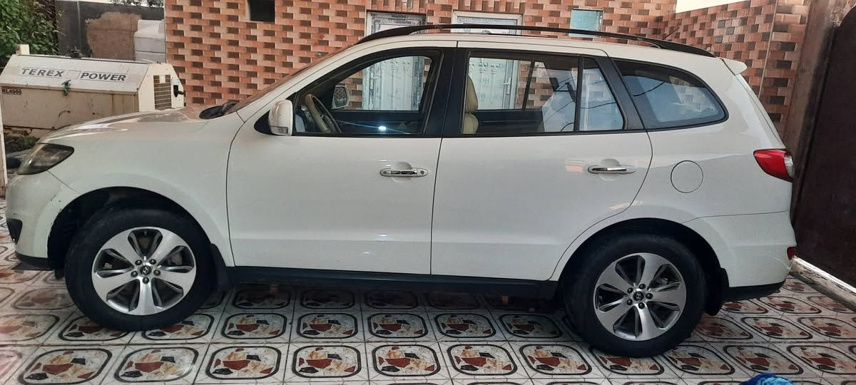 المواصفات فول 1/1

كشن كهرباء 

داخل جلد اصلي

بصمه تشغيل 

حساس خلفي 

داخل صاج 

مري شفط 

تحكمات استيرن كامل 

7 راكب 

3 قطع تبريد بيانو 

لد نهاري 

محرك 6 سلندر 3500

ماشيه 161

ويل كروم تخم تاير 

رقم بغداد دولي  تحويل مباشر 

السعر 165  وبيها مجال 

***********
