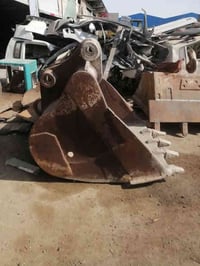 كيلا حفاره حجم 140 للبيع للاستفسار الاتصال على الرقم 07740898946