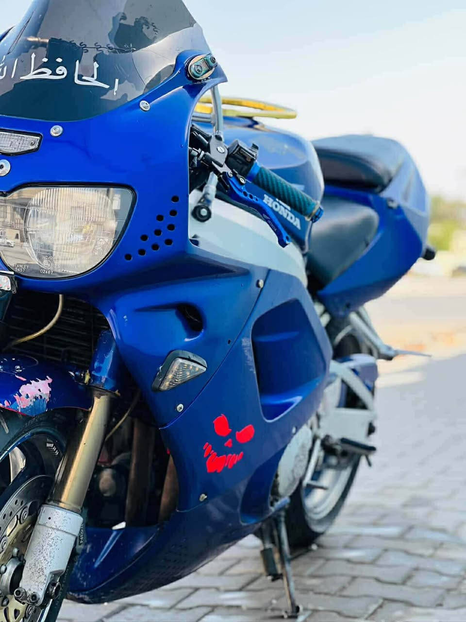 سلام عليكم شباب دراجه شغاله نكره سلف بس طلع بيهاا صوت وما شغلتهاا بعد تركتها دراجه ما مفتوحه ابد يعني كلهاا شغاله ويرادلها ترتيب بصيط ابيع طافيه ١٢ ورقه وبيها مجال متواجد ٢٤ساعه النجف, العراق


**إذا كنت صاحب هذا الإعلان وتريد حذفه لأي سبب، رجاءا أرسل رسالة إلى الدعم الفني**